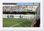 DSC_7267 avellino lecce 0-2 * allo stadio partenio di avellino il lecce vince per 2-0 al 37 valdes su rigore al 39 st munari arbitro ayroldi di molfetta ass.conca e forconi -iv- de benedictis * 750 x 500 * (182KB)